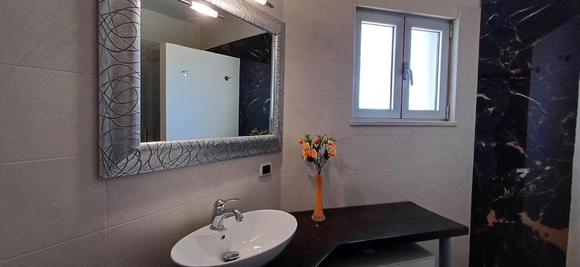 Boat Dreams , Garden Relax Apartment Matino Ngoại thất bức ảnh