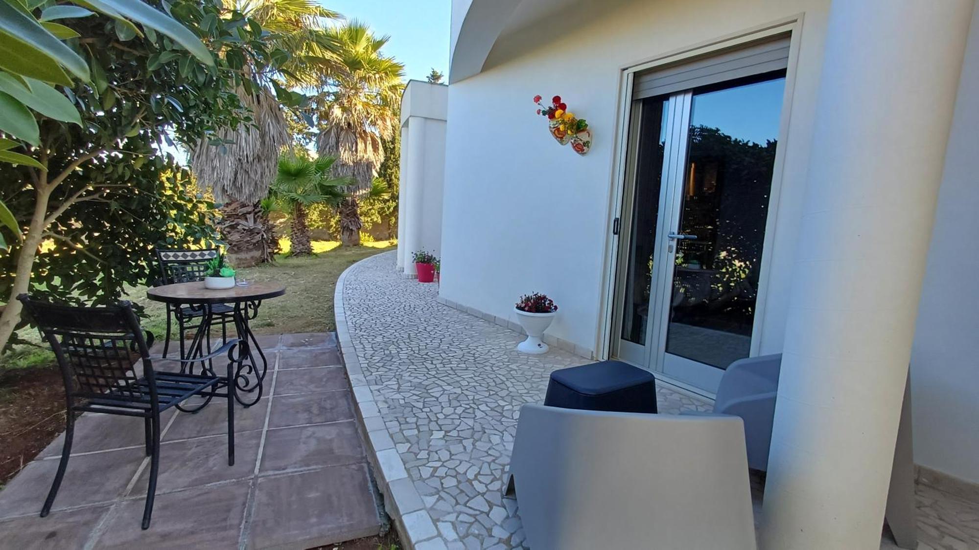 Boat Dreams , Garden Relax Apartment Matino Ngoại thất bức ảnh